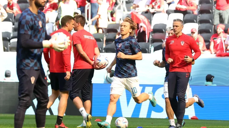 Skandal pred prvu utakmicu Hrvatske na SP-u: HNS objavio grb s prvim bijelim poljem