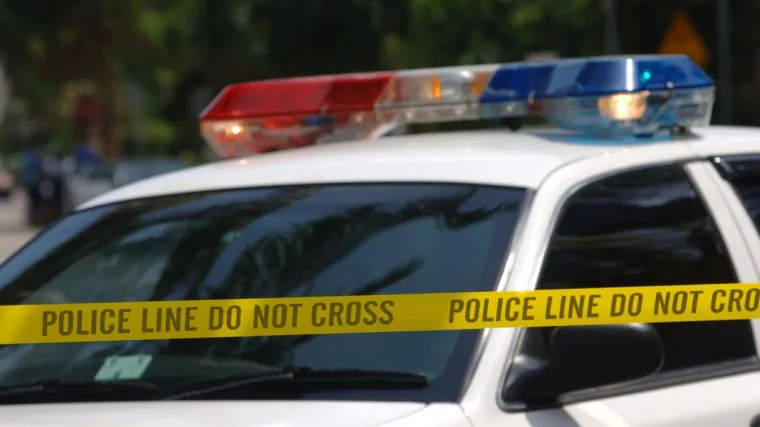 Mu&scaron;karac počeo pucati iz pi&scaron;tolja u trgovini: Ubio je navodno 10 ljudi, a zatim je presudio samom sebi