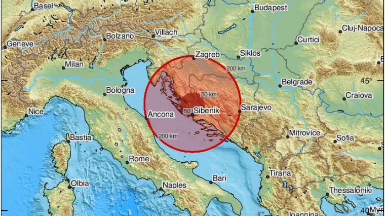 Potres uznemirio građane u &Scaron;ibeniku: 'Mislila sam da se krov ru&scaron;i'