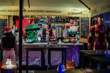 Fascinantne slike adventskog ugođaja u Splitu i Zadru: Sve odiše toplom atmosferom