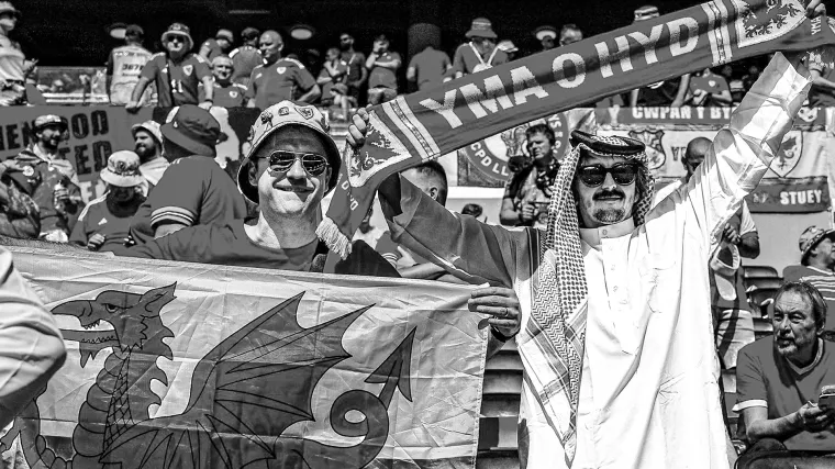 Tragedija u Kataru: Preminuo vel&scaron;ki navijač koji je na prvenstvu boravio sa sinom