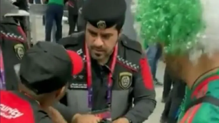 Što sve ljudi neće napraviti za alkohol... Ludi Meksikanci švercali ga u dalekozoru, evo kako je reagirala policija