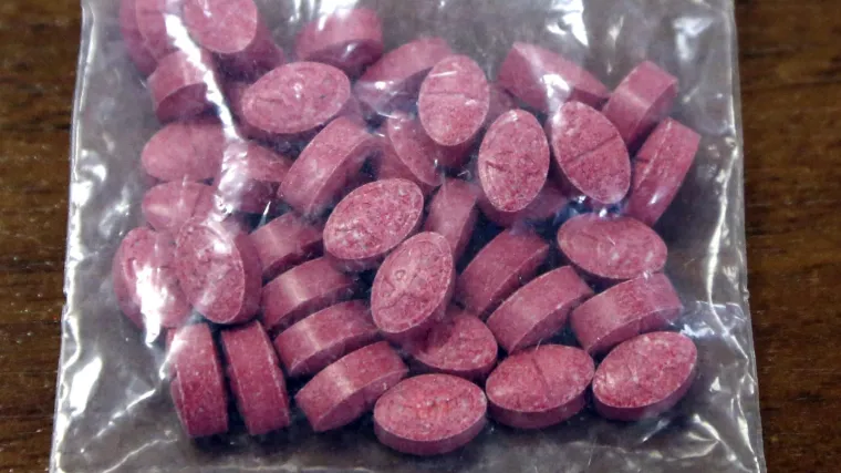 34-godi&scaron;njak prodavao amfetamin i marihuanu, nosio i na zabave