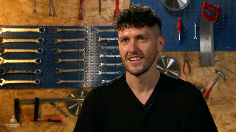 Znate li tko je Adam iz 'Pet spojeva tjedno'? Brata poznatog youtubera u show prijavila majka, Monika ga je odmah očarala