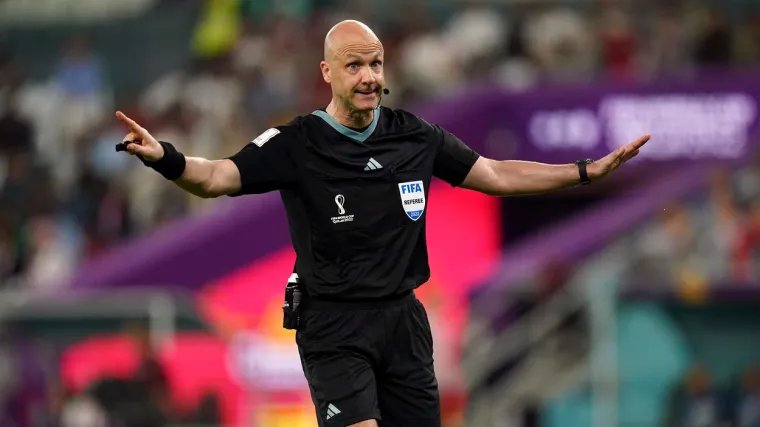Slavni Englez će suditi ključnu utakmicu Hrvatske i Belgije: 'On je uniformiran. Od deset utakmica sve će odsuditi isto'