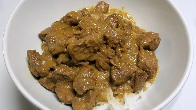 Kako se priprema biftek Stroganoff?
