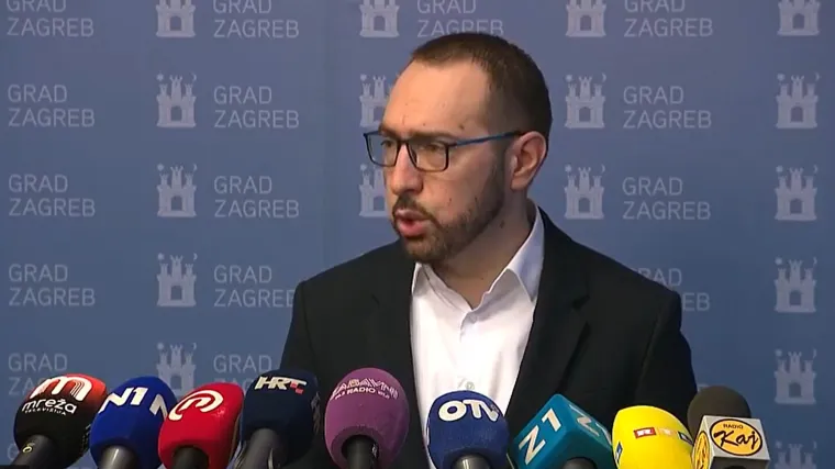 Toma&scaron;ević: 'Poskupljenja su nužna, cijene komunalnih usluga nisu rasle vi&scaron;e od godinu dana'