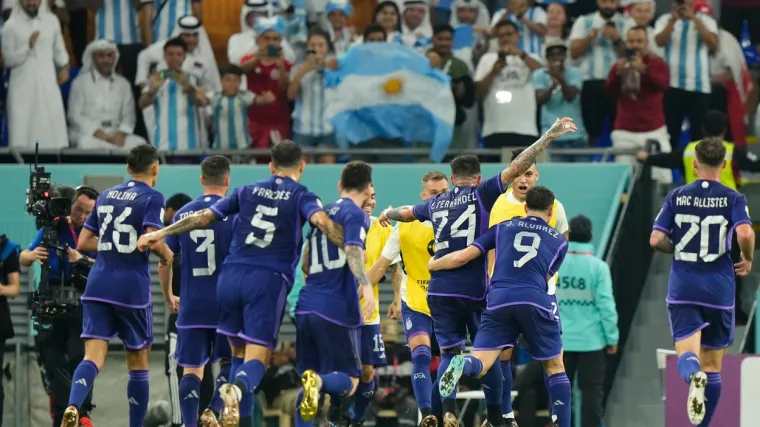 Poljaci porazom protiv Argentine pro&scaron;li dalje, Meksikanci ispali usprkos trijumfu