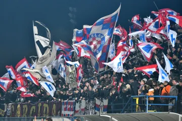 Hajduk teško kažnjen zbog divljanja Torcide u Koprivnici. Karoglanu ide kazna zbog izjava o Jugoslaviji