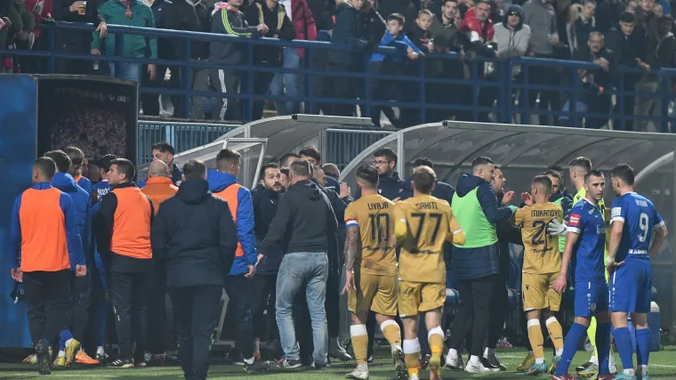 Hajduk zbog nereda u Koprivnici dobio brutalnu kaznu: Zatvara se dio Poljuda