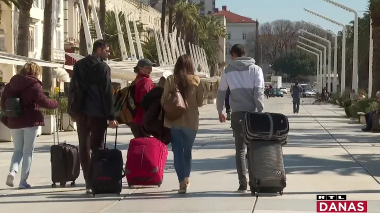 Pobuna iznajmljivača u Splitu zbog najave novog nameta. Prijete višom cijenom smještaja