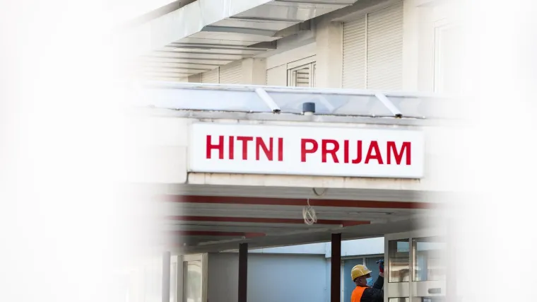 Beba je rođena u obiteljskoj kući, no stvari su pošle po zlu: Preminula je pri dolasku u bolnicu, a istraga se drži u tajnosti