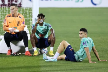 Ovako je izgledao trening Brazilaca nakon pobjede kojom su osigurali okršaj s Hrvatskom, pojavila se i misteriozna ljepotica