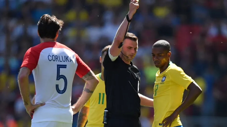 FIFA je za glavnog suca utakmice odredila poznatog Engleza: Imamo jako lošu statistiku kada oni rukovode utakmicom