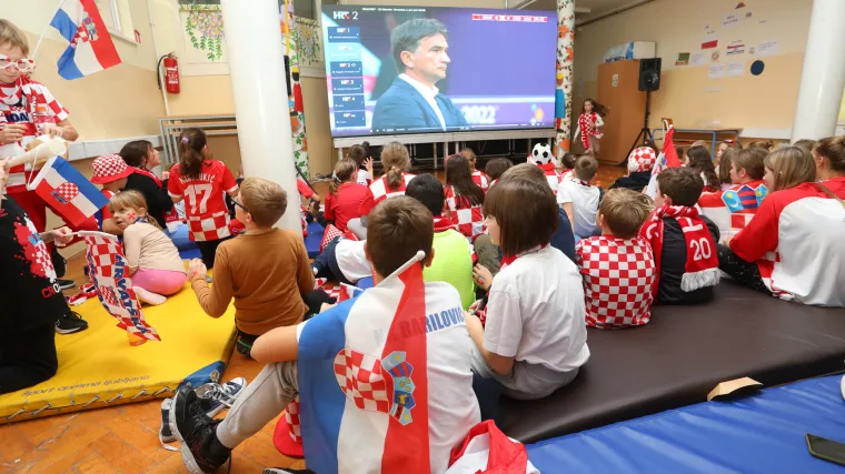 Pitali smo vas - biste li dali &scaron;kolarcima slobodan petak zbog Brazila? Odgovori iznenađuju!