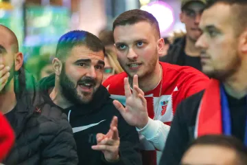 VELIKA NAVIJAČKA GALERIJA Hrvatska noćas neće spavati! Ludo slavlje se se prelilo na ulice