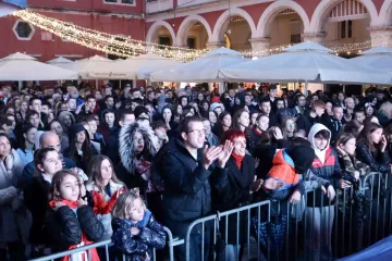 Od sjevera do juga svi uz Vatrene: Pogledajte kako se navija diljem Hrvatske