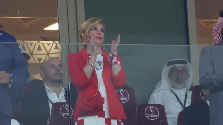 Kakve scene u svečanoj loži: Ronaldinho, Carlos, Del PieroTotti i - naša Kolinda