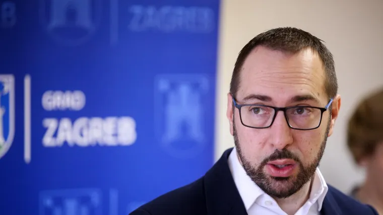 'Očekujemo da će reprezentacija sletjeti između 15 i 17 sati. Po tome ćemo ravnati doček'