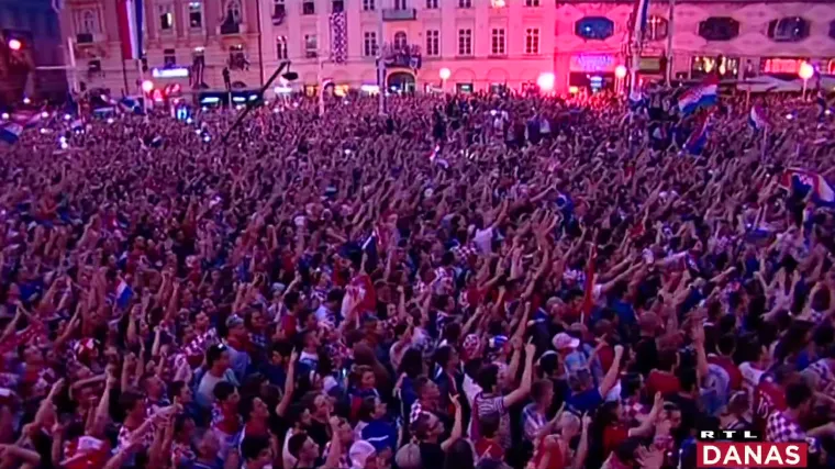 Vatreni slijeću u 17.10, kod sjedi&scaron;ta zagrebačkih vatrogasaca sjest će u panormaski autobus