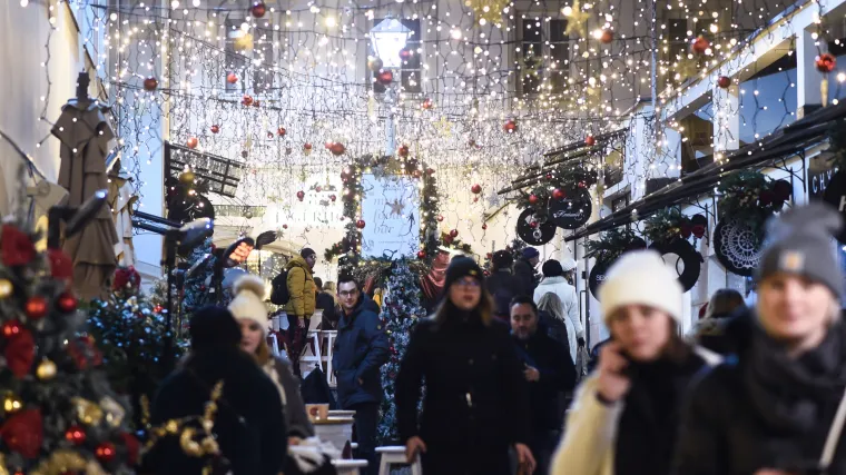 Hrvati kupuju bez obzira na krizu. Za blagdane traže skuplje, raste broj i onih koji tro&scaron;e vi&scaron;e