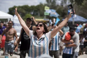 Može se kada se hoće: Luda proslava ujedinila navijače dva najveća rivala