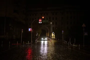 Zelenskij napušta Ukrajinu, otkriveno kamo bi predsjednik trebao otići; Rusija premješta vojsku i opremu blizu bjeloruske granice