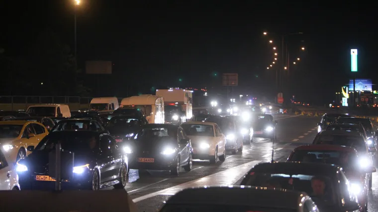 Četiri sata trajao zastoj na A1 zbog kamiona s jabukama, policija sada krivi Hrvatske ceste