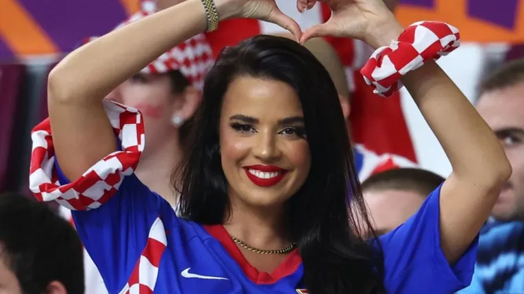 &Scaron;to biste napravili kad bi ugledali Ivanu Knoll na tribini? Anketa otkrila &scaron;to ljudi misle o vatrenoj navijačici