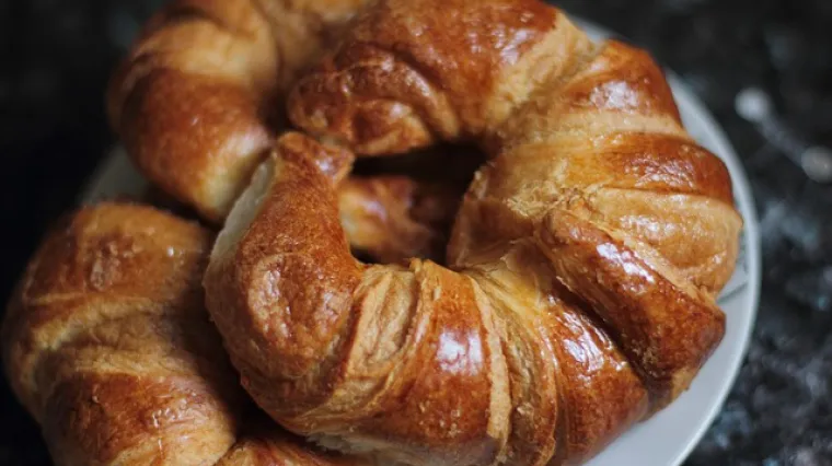 Kako peći smrznute kroasane?