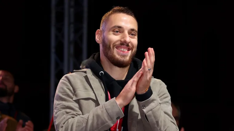 Nikola Vla&scaron;ić je dobio najljep&scaron;i dar za Božić: Njegova supruga rodila je drugo dijete. Sinu Noi je stigla sestrica...