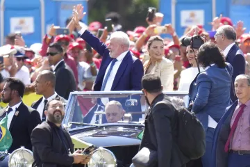 Lula prisegao za predsjednika pod strogim mjerama sigurnosti, Bolsonaro mu nije stavio šal