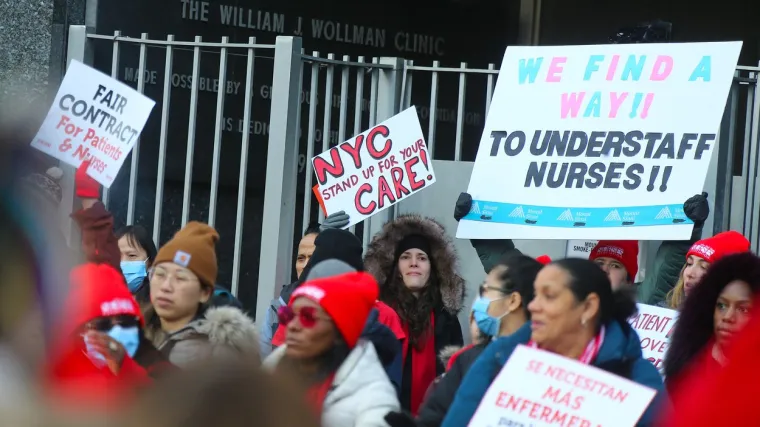 Vi&scaron;e od 7000 medicinskih sestara &scaron;trajka u New Yorku: 'Mislimo da ne tražimo previ&scaron;e'