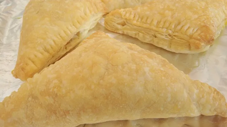 Lisnato tijesto i svježi sir - kombinacija  s kojom ne možete pogrije&scaron;iti