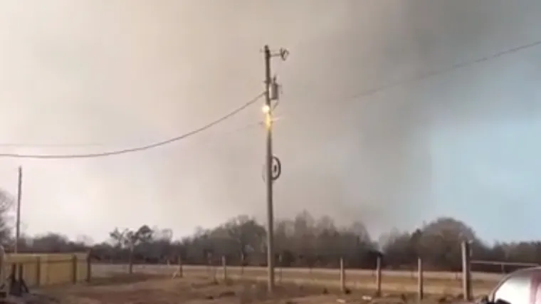 Razarajuća tornada poharala SAD: Raste broj žrtava, snimke katastrofe izgledaju zastra&scaron;ujuće
