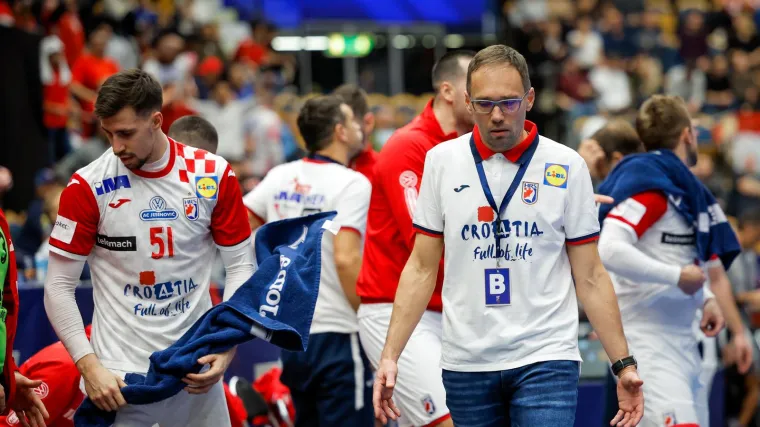 Izbornik Horvat napravio izmjenu u sastavu za Amerikance: Evo tko ostaje na tribinama