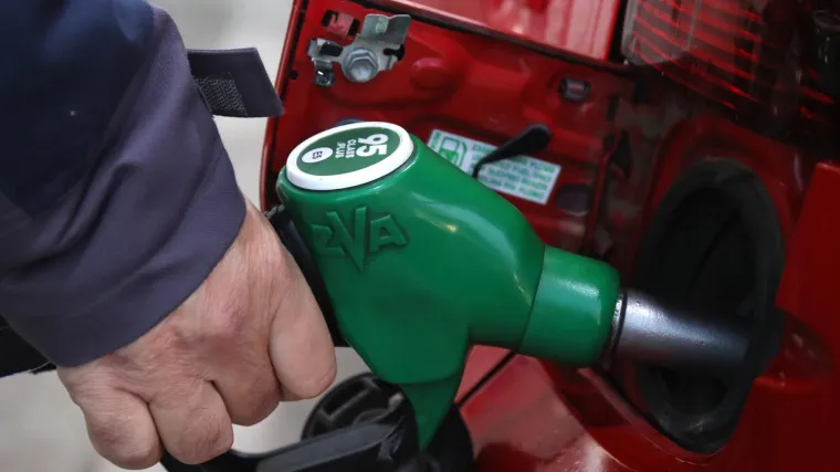 Poskupljuje benzin, pada dizel. Vlada donijela novu odluku o cijenama goriva