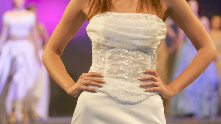 Davne 2005. Aleksandra Grdić i Dvina Meler su žarile i palile modnom pistom, a tada je u vjenčanicu uskočila i Antonija Blaće