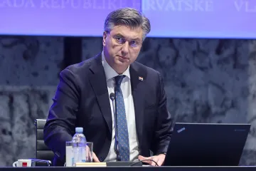 Plenković: 'Hrvatska je dobro prebrodila 2022. Zahvaljujući Vladi i dalje imamo jeftinije gorivo'