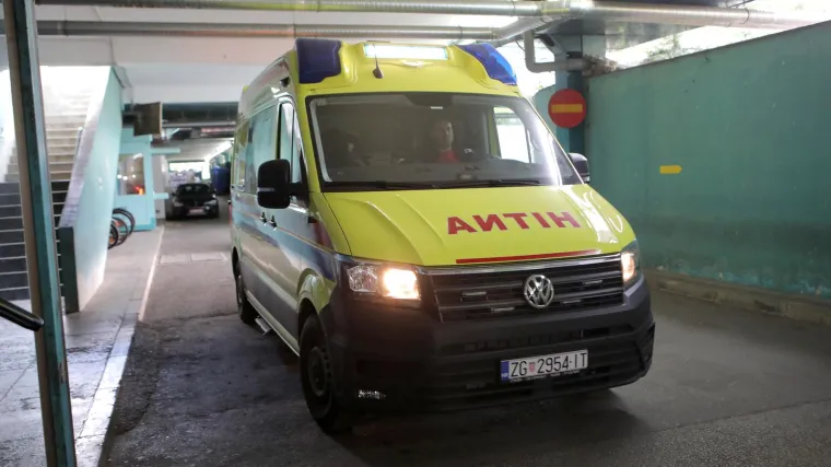 Drama u Zagrebu: Djevojka se poskliznula pa pala s visine od gotovo 6 metara