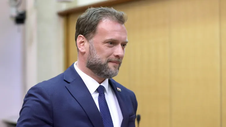 Banožić uputio čestitku: 'Znamo gdje su naši korijeni i koji su naši uzori'