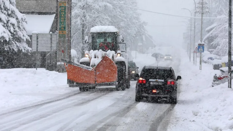 Upaljen crveni meteoalarm za dio Hrvatske: 'Vrijeme je izuzetno opasno'