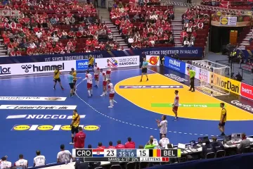 Hrvatski navijači gromoglasno odgovorili na dansko skandiranje i izmamili smješak Duvnjaku