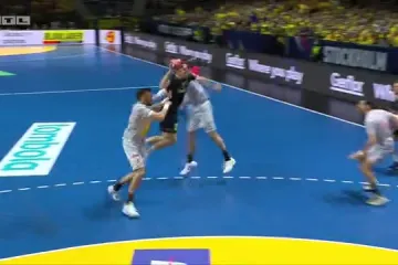 Nevjerojatno što radi ovaj čovjek: Švedski vratar u 'Kung Fu' stilu skinuo zicer