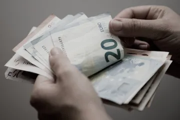 Ovo su tri razloga zbog kojih se ne isplati štedjeti u eurima