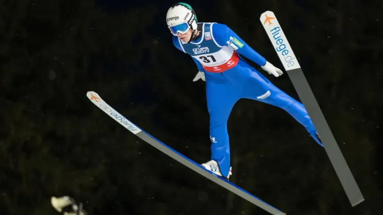 Skok kakav se ne pamti: Slovenac pothvatom života, već pri letu, &scaron;okirao sportski svijet, sru&scaron;io rekord i na kraju pao
