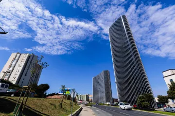 Westgate Tower: 'Ne pada staklo ni dijelovi konstrukcije s naših nebodera unatoč orkanskoj buri'