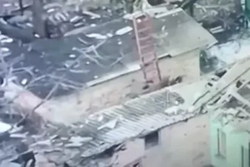 Pogledajte kako su zloglasni ruski plaćenici s lopatama nemilosrdno pretukli zapovjednika