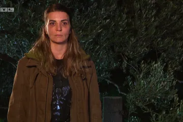 Ovo jo&scaron; nismo čuli u 'Večeri za 5 na selu'! Zasmetala joj je - etiketa na ča&scaron;i