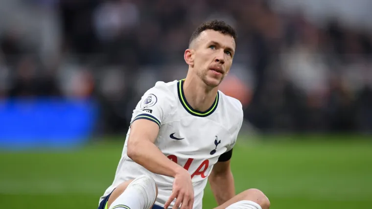 Veliki kiks Arsenala kod kuće, treću utakmicu zaredom su bez pobjede: Peri&scaron;ićev Tottenham razbijen u Leicesteru